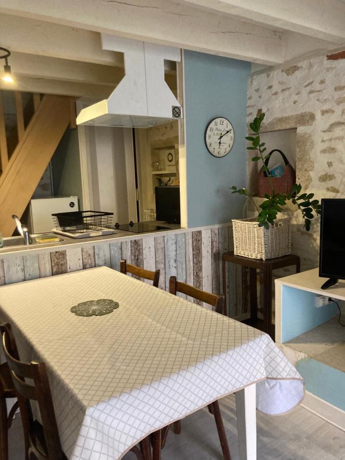 Varennes-les-Narcy Logis Cote Jardin 빌라 외부 사진